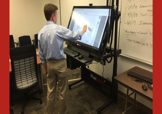 Touchscreen Monitor by iPlanTables