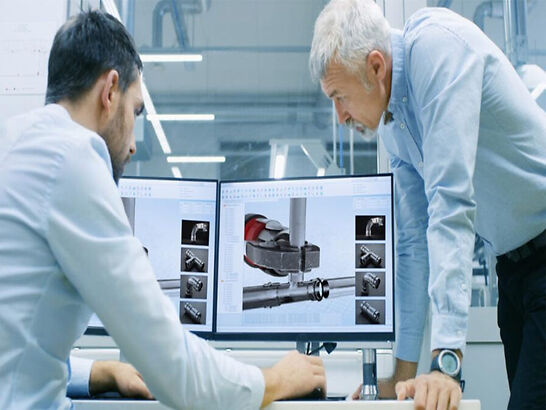multi-sized multi-monitor workstation